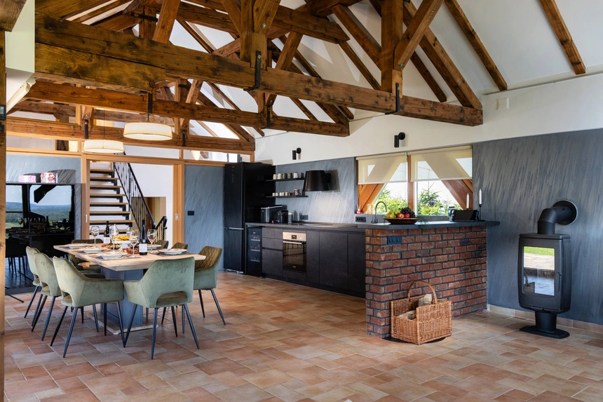 Vila For Six Book Idilira