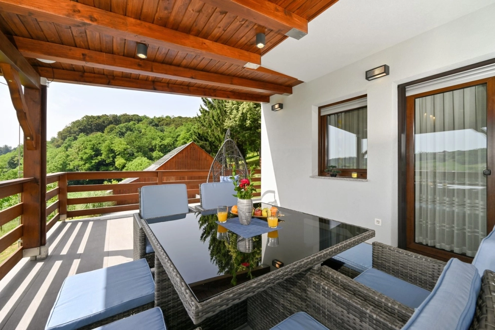 Sunrise Hill Croatian Zagorje Idilira